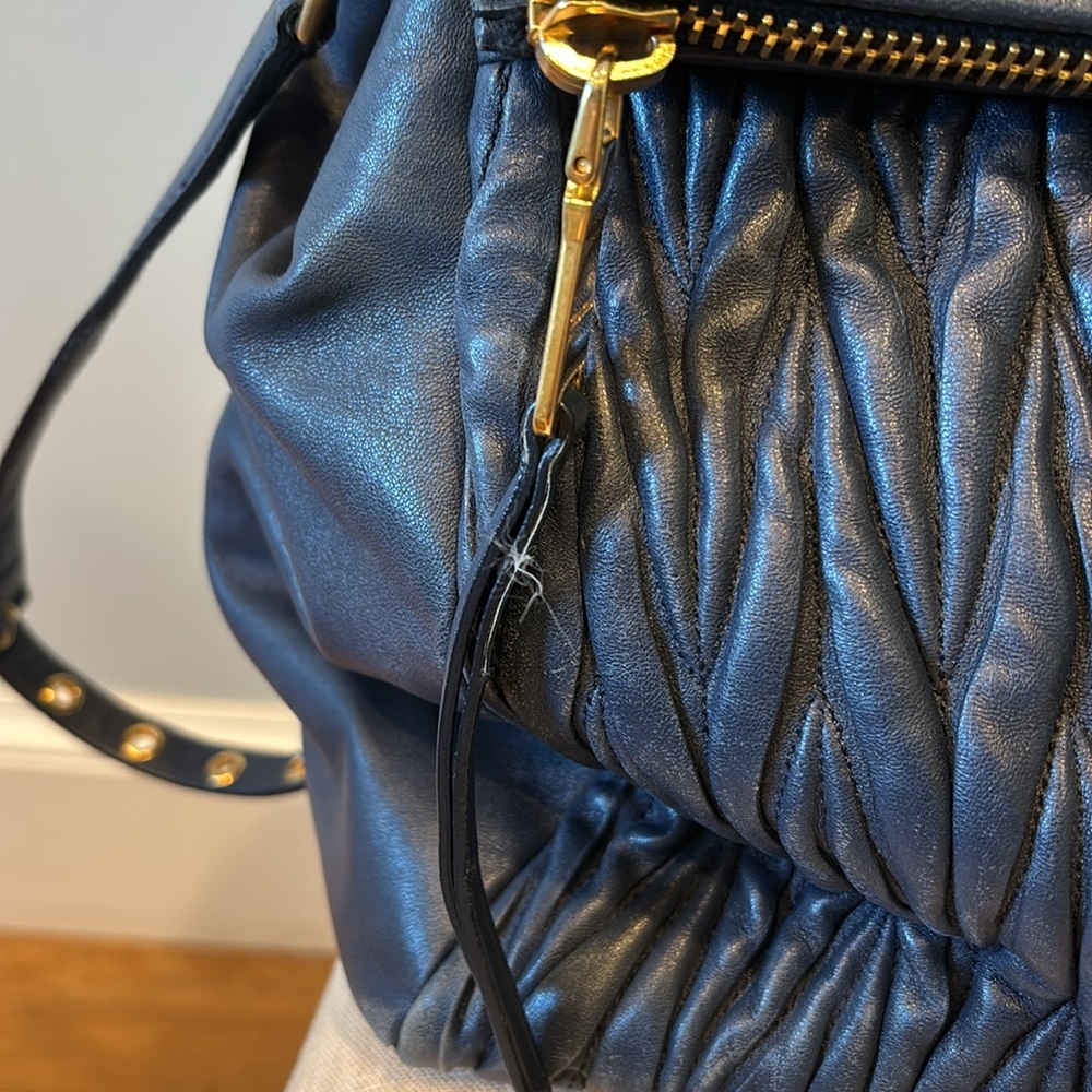 💙👜Miu Miu Bow Bag Matelasse💙 - Picture 15 of 16